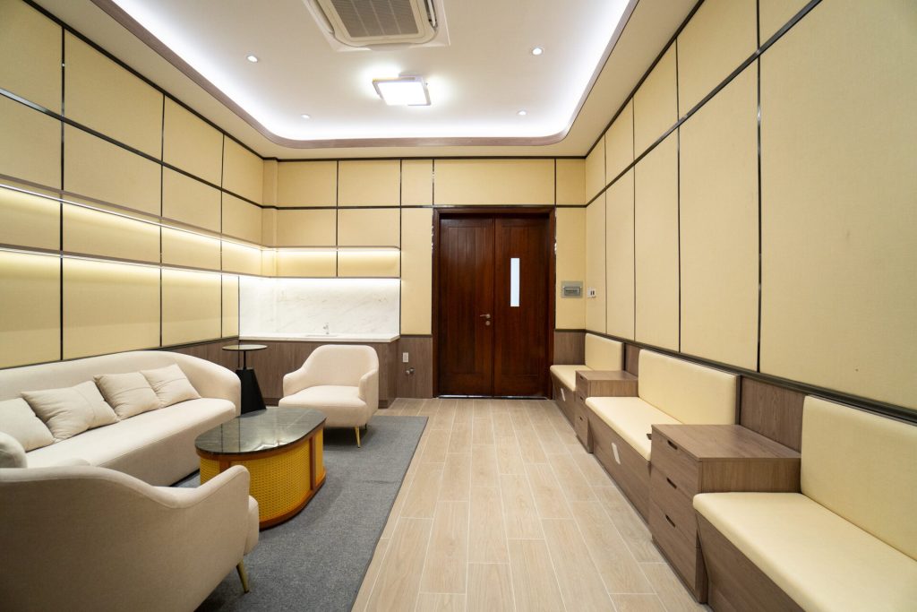 Phòng tiếp khách Trường Đại học Bách Khoa TP.HCM do Scala thiết kế và thi công nội thất (ảnh 7)