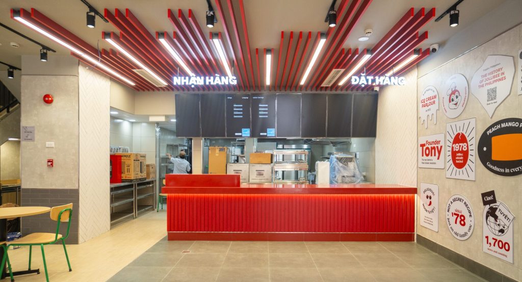 Cửa hàng Jollibee Thống Nhất do Scala thi công nội thất (ảnh 7)