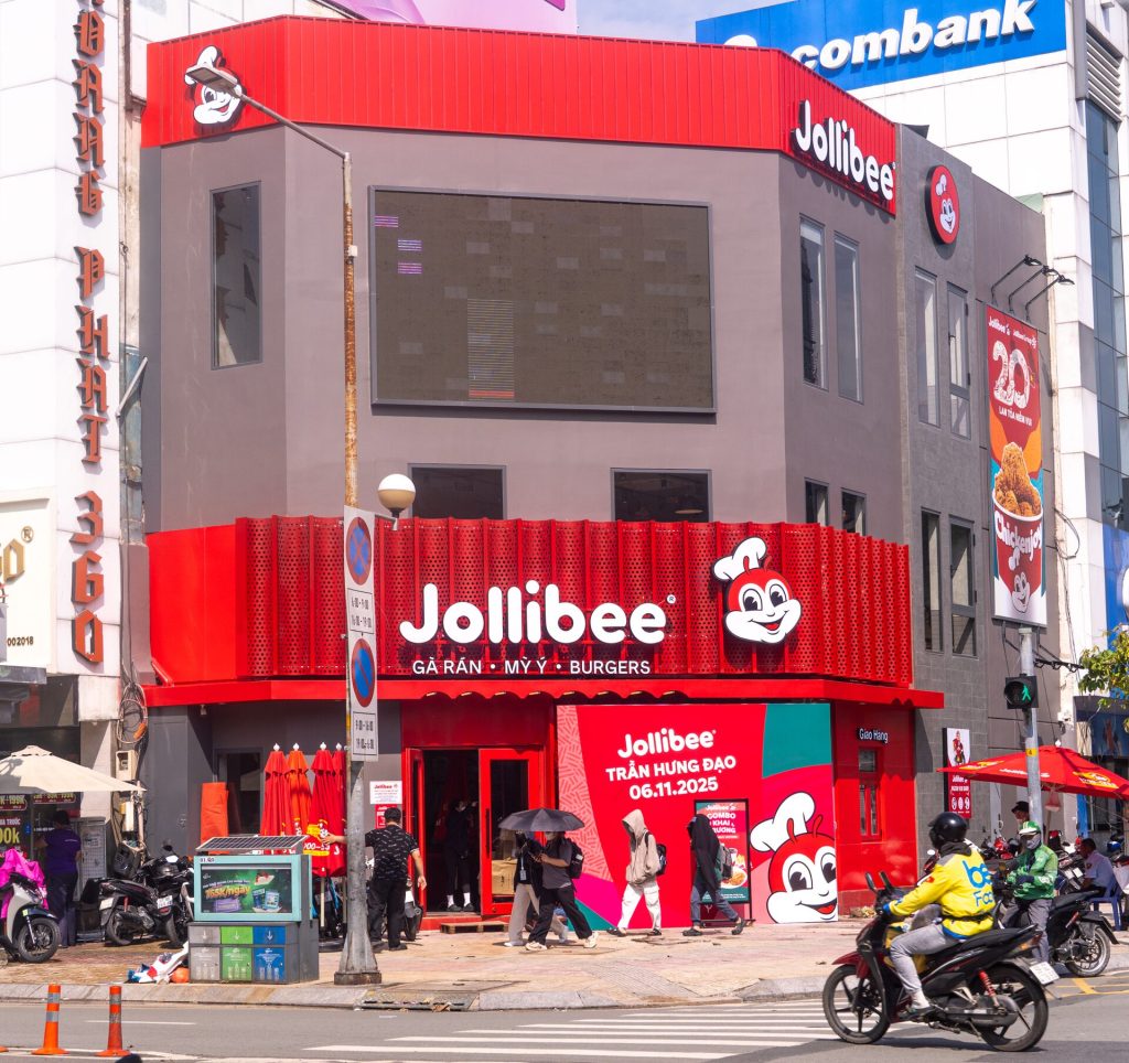 Cửa hàng Jollibee Trần Hưng Đạo do Scala thi công nội thất (ảnh 12)